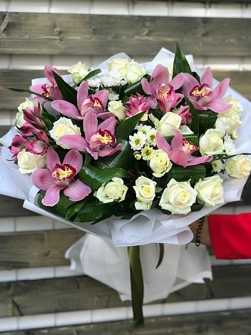 Букет цветов из: Розы и Хризантемы в Поповке