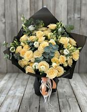 Букет цветов из:  Розы и Лизиантусы в Поповке