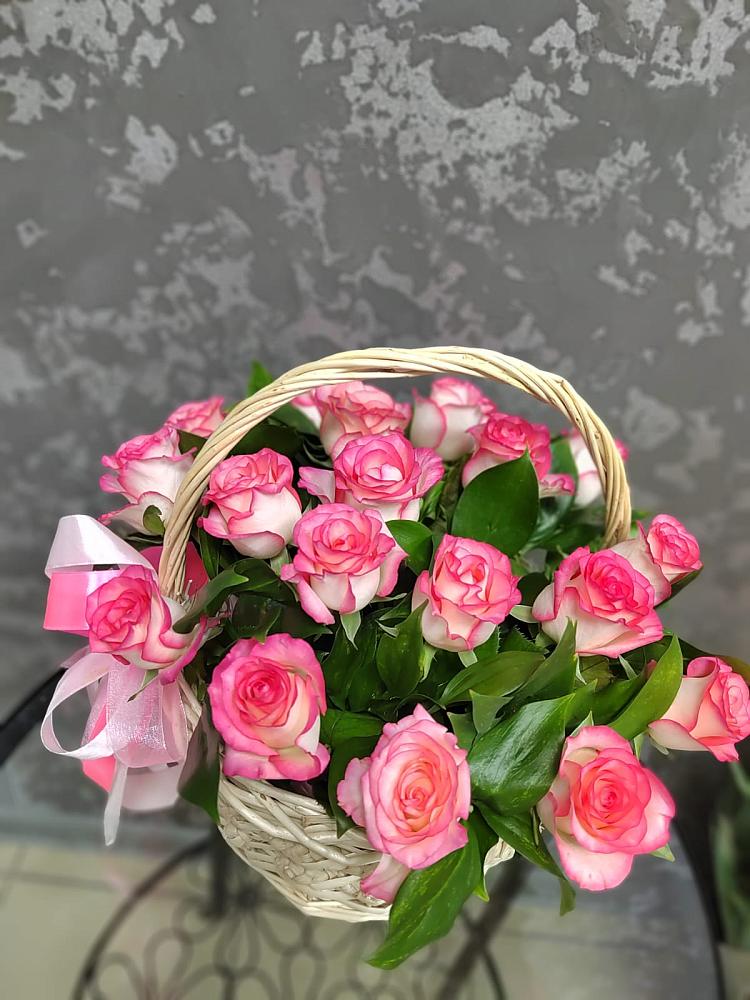 Цветочная композиция из Розы в корзине в Поповке