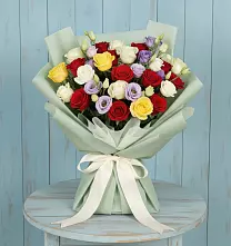 Букет цветов из:  Розы в Поповке