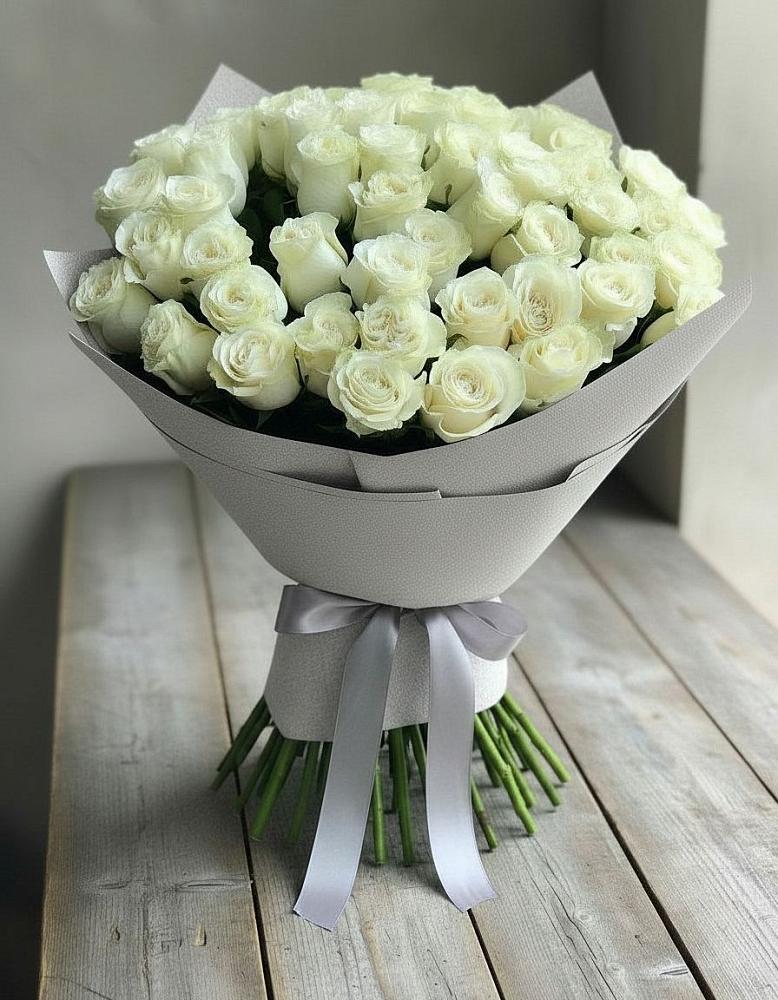 Букет 35 Белых роз в Поповке
