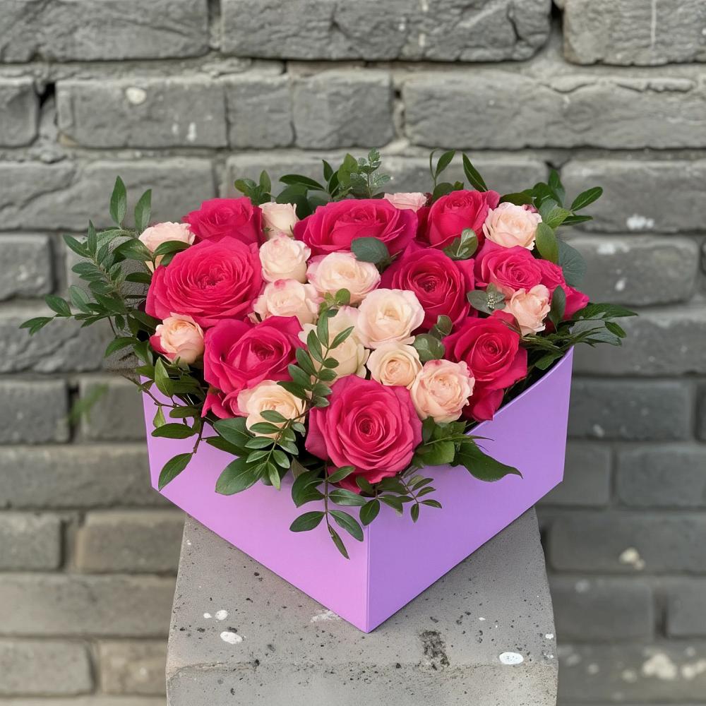 Цветочная композиция из Розы в коробке в Поповке