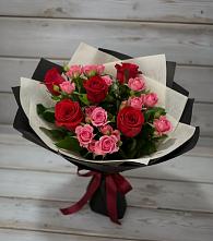 Букет цветов из:  Розы в Поповке