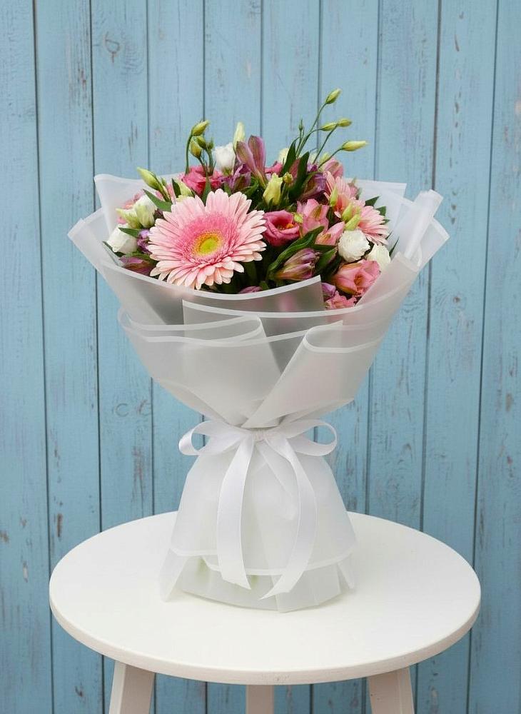 Букет цветов из: Герберы, Альстромерии и Лизиантусы в Поповке