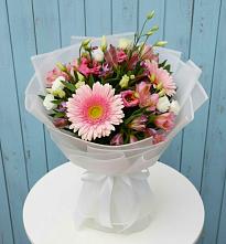 Букет цветов из:  Герберы, Альстромерии и Лизиантусы в Поповке