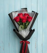 Букет цветов из:  Розы в Поповке