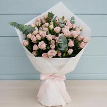 Букет цветов из:  Розы в Поповке