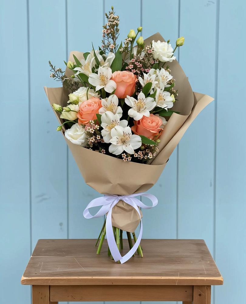 Букет цветов из: Альстромерии, Лизиантусы, Розы и Хризантемы в Поповке